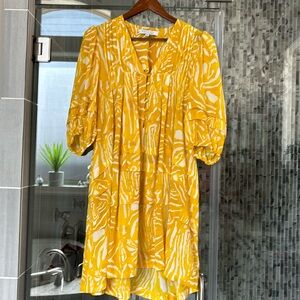 Hunter Bell size medium